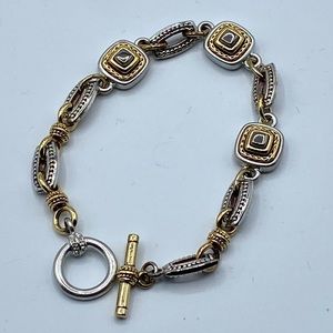 Liz Claiborne Braclet